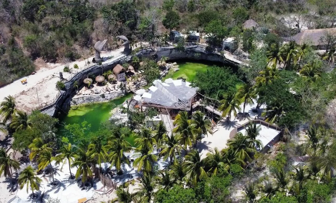 Zenote Sanctuary (Adults Only) 5*, Tulum México
